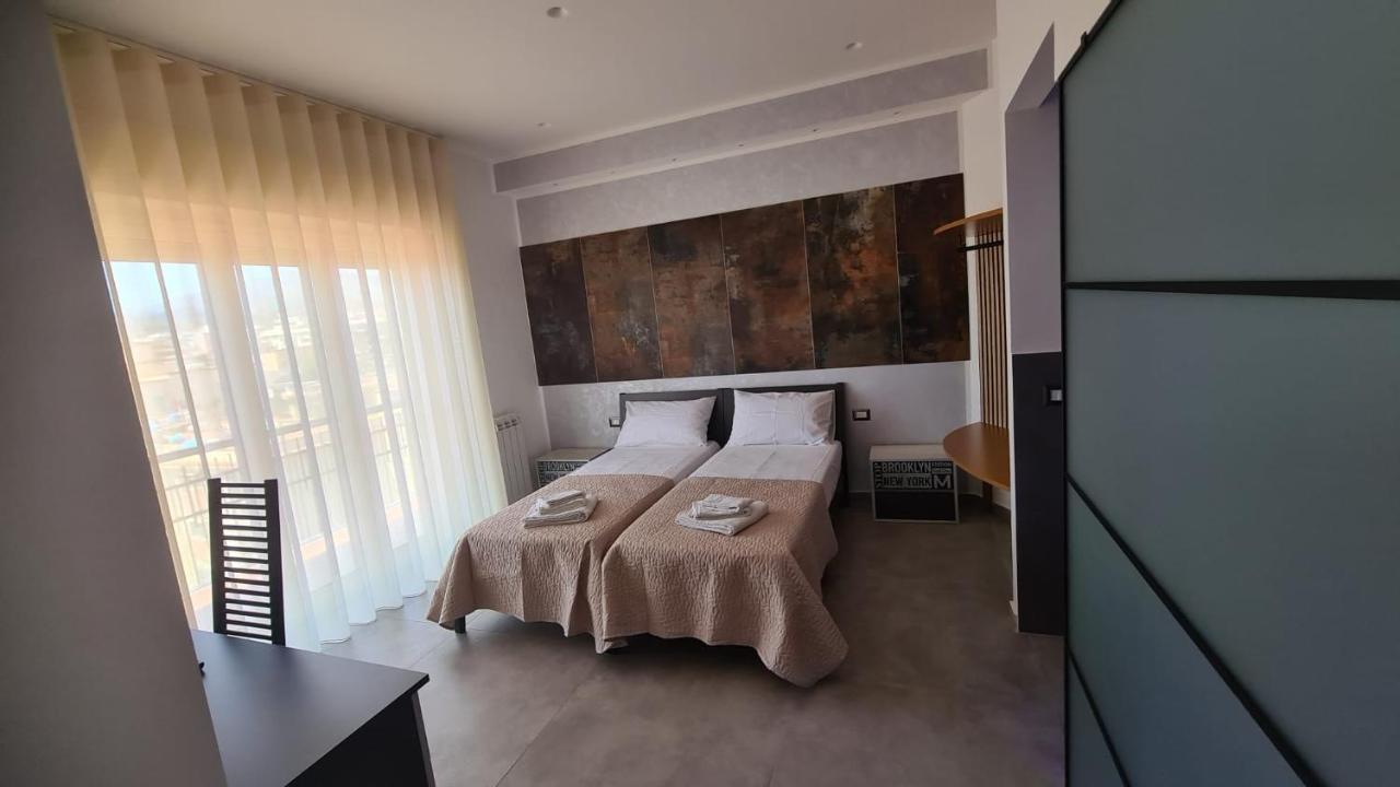 Casa Veneziano Bed & Breakfast Messina Exterior photo