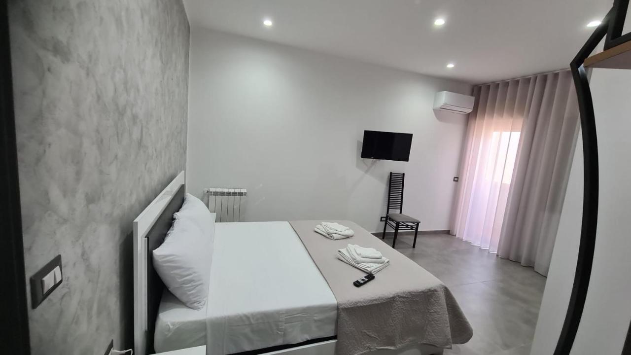 Casa Veneziano Bed & Breakfast Messina Exterior photo